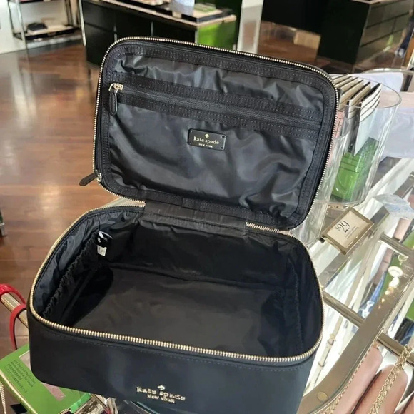 Kate Spade Chelsea Travel Cosmetic Case KC635-BLK - Picture 6 of 9